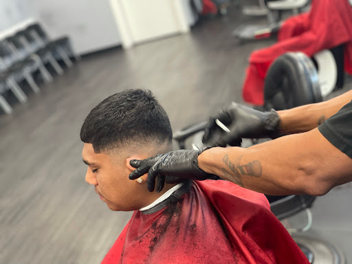 Barber Shop «Ridges Barber Shop and Beauty Salon - Ethnic Hair Care», reviews and photos, 7630 Fry Rd Ste 500, Cypress, TX 77433, USA