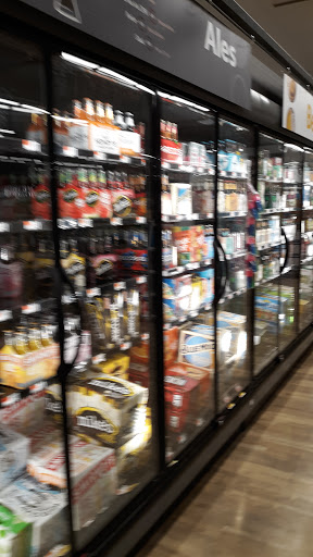 Grocery Store «Stop & Shop», reviews and photos, 498 Bushy Hill Rd, Simsbury, CT 06070, USA