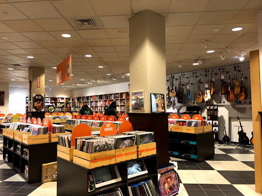 Used Book Store «2nd & Charles», reviews and photos, 3501 Paxton St, Harrisburg, PA 17111, USA