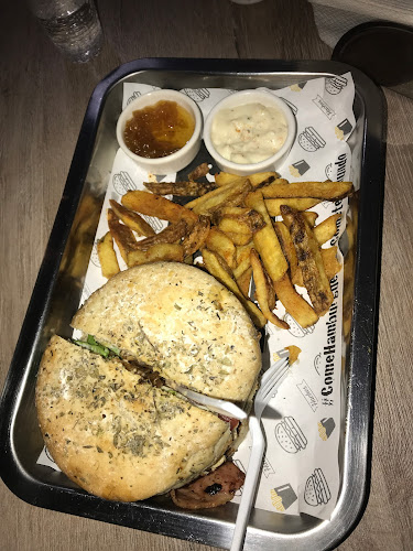 Comentarii opinii despre Haches Hamburgueseria