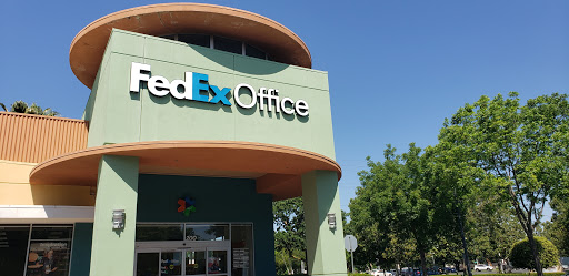 Print Shop «FedEx Office Print & Ship Center», reviews and photos, 7400 Laguna Blvd, Elk Grove, CA 95758, USA