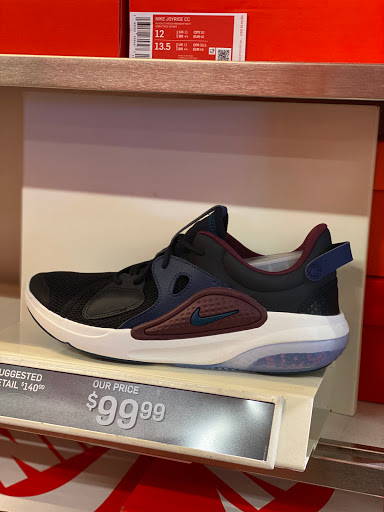 Sporting Goods Store «Nike Factory Store», reviews and photos, 3557 Long Beach Rd, Oceanside, NY 11572, USA