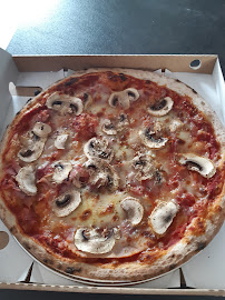 Plats et boissons du Pizzas à emporter Distributeur Pizzas Graffagnino à Baillet-en-France - n°10