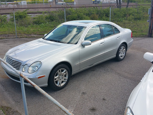 Used Car Dealer «Auto Max Of Kentucky», reviews and photos, 6904 Preston Hwy, Louisville, KY 40219, USA