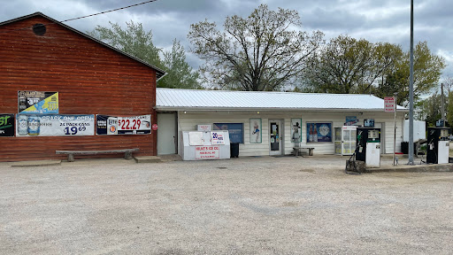 Barnett's Dogpatch Corner