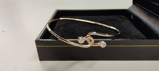 Pawn Shop «Gold Star Pawn & Gun Shop», reviews and photos, 36542 Vine St, Willowick, OH 44095, USA