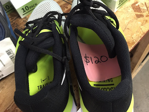 Thrift Store «Secondhand Affordables Thrift store», reviews and photos, 14011 Pacific Ave S, Tacoma, WA 98444, USA