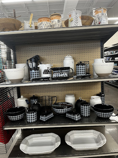 Home Goods Store «Tuesday Morning», reviews and photos, 10953 N Frank Lloyd Wright Blvd, Scottsdale, AZ 85259, USA