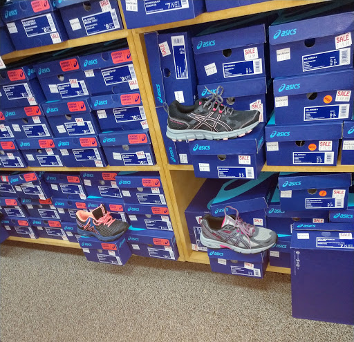 Shoe Store «Shoe Station», reviews and photos, 8041 Eastchase Pkwy, Montgomery, AL 36117, USA