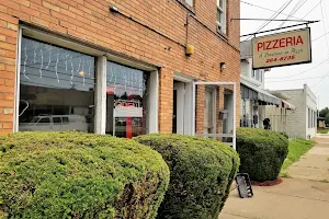Pizzeria image