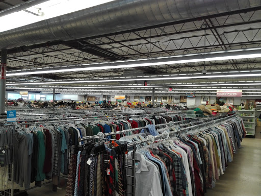 Thrift Store «Goodwill Central Texas - Macfarlane Center & Computer Works», reviews and photos