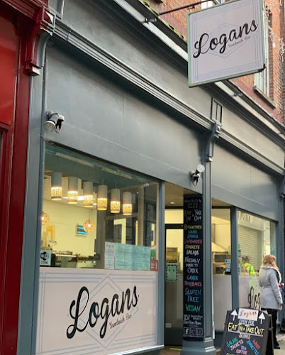 Logans - Restaurant