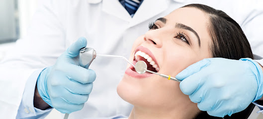 Dental hygienist