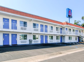 Motel 6 La Mesa, CA - San Diego