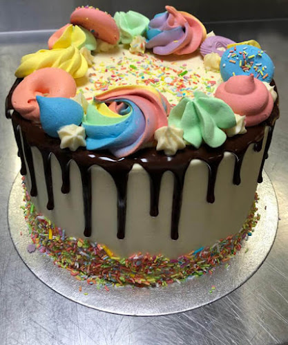Cakes by Shani - Bakery
