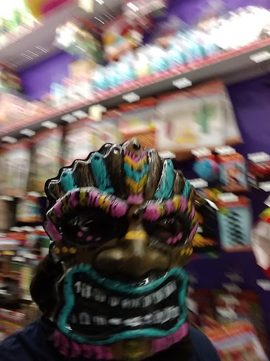 Variety Store «Five Below», reviews and photos, 30 Highland Common E, Hudson, MA 01749, USA