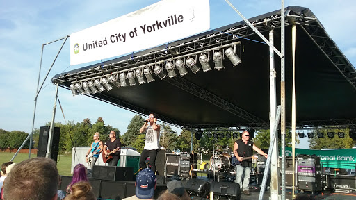 Park «Beecher Center», reviews and photos, 901 Game Farm Rd, Yorkville, IL 60560, USA