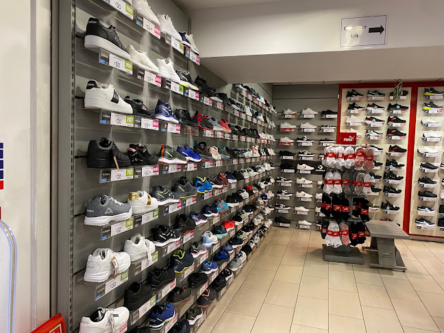 Reviews of Sports Direct in Aberdeen - Sporting goods store