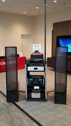 Shoe Store «DSW Designer Shoe Warehouse», reviews and photos, 300 Commons Way, Bridgewater, NJ 08807, USA