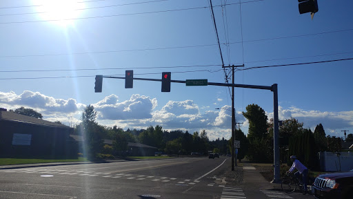 Shopping Mall «Kings Circle Shopping Center», reviews and photos, 1965 NW Kings Blvd, Corvallis, OR 97330, USA