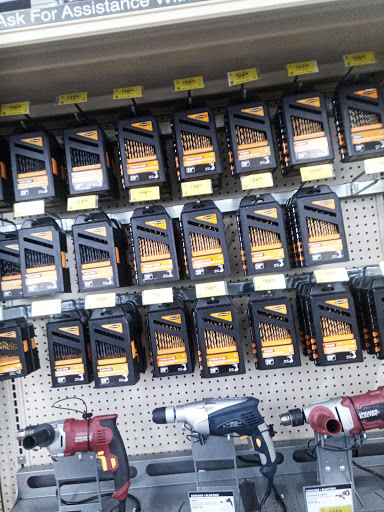 Hardware Store «Harbor Freight Tools», reviews and photos, 1700 E Sherman Blvd, Muskegon, MI 49444, USA