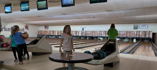 Bowling Alley «Turkeyfoot Lanes», reviews and photos, 3911 S Main St, Akron, OH 44319, USA