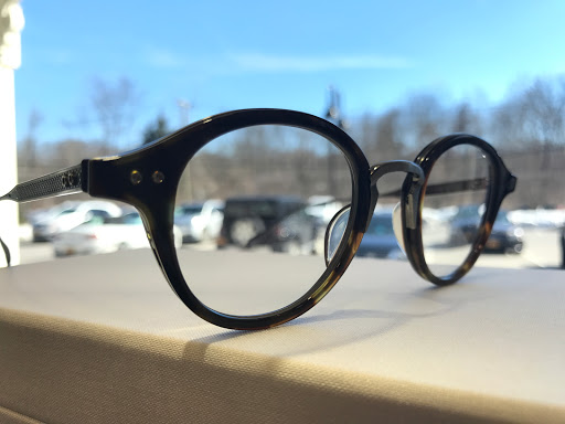 Stores and Shopping «Eye Designs of Armonk», reviews and photos, 575 N Main St, Armonk, NY 10504, USA