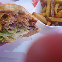 Plats et boissons du Restaurant de hamburgers PUSH Smash Burger - Saint Maur à Paris - n°3