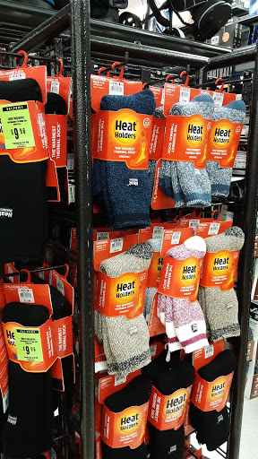 Sporting Goods Store «Big 5 Sporting Goods - Longview», reviews and photos, 600 Triangle Shopping Center #150, Longview, WA 98632, USA