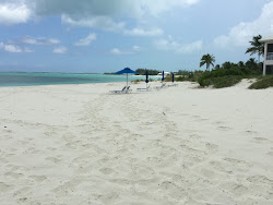 Foto von Sandpiper beach und die siedlung