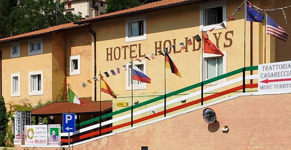 Hotel Holidays Via Palombara, 133, 67030 Barrea AQ, Italia