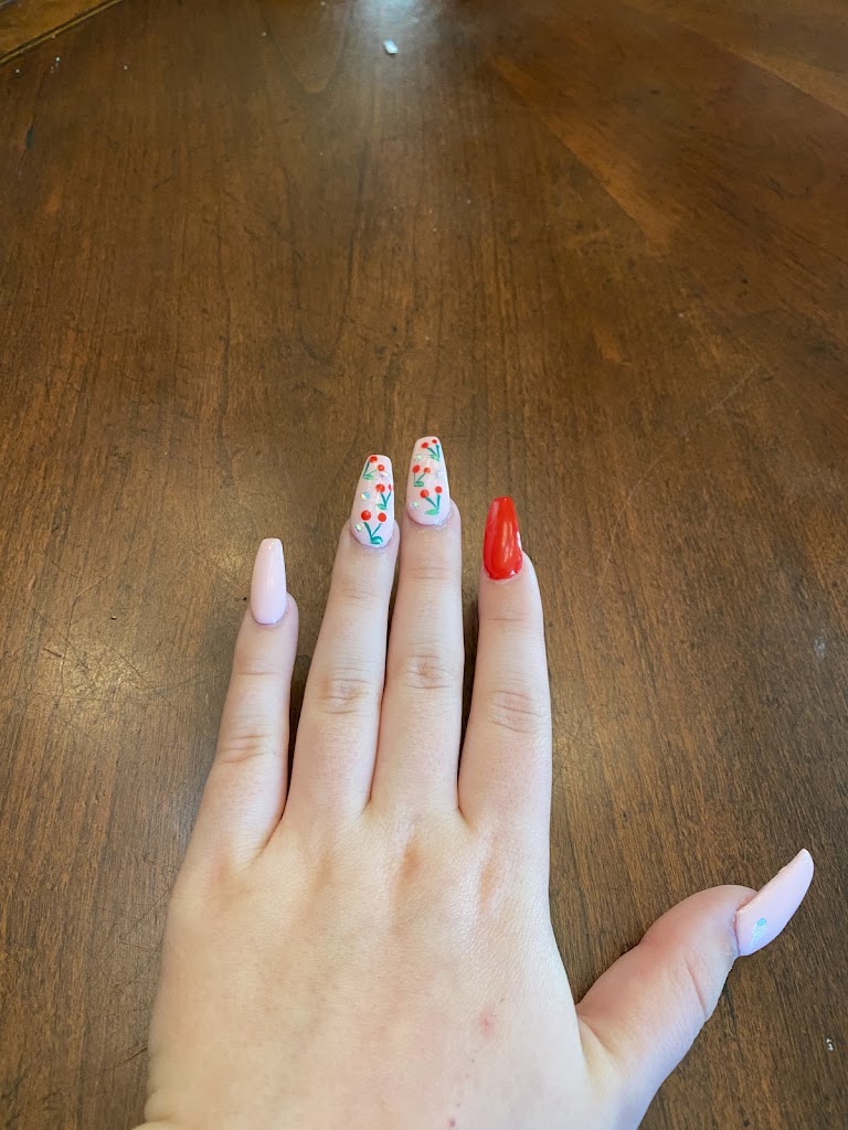 Tori's Nail 19973