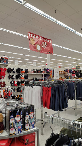 Discount Store «Kmart», reviews and photos, 3255 Solomons Island Rd, Edgewater, MD 21037, USA