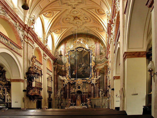 Recenze na Kostel sv. Františka Xaverského v Uherské Hradiště - Kostel