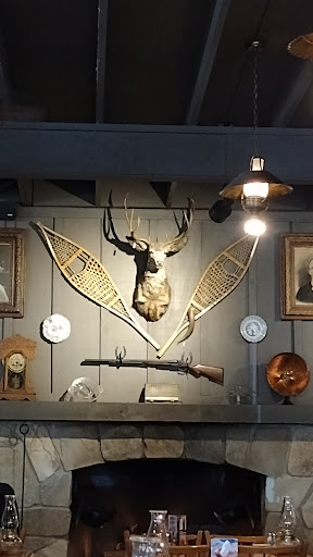 American Restaurant «Cracker Barrel Old Country Store», reviews and photos, 1733 S Cole Rd, Boise, ID 83709, USA