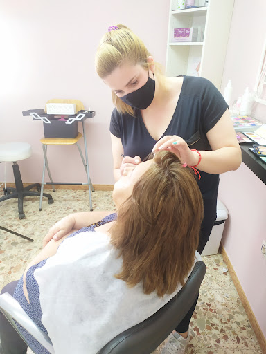 Peluquería y Estética Atenea Unisex en Consuegra, Toledo