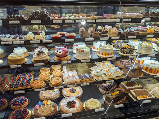 Grocery Store «Whole Foods Market», reviews and photos, 102 New Waverly Pl, Cary, NC 27518, USA