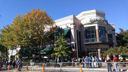 Book Store «Barnes & Noble», reviews and photos, 4801 Bethesda Ave, Bethesda, MD 20814, USA