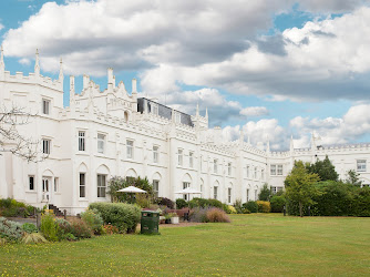 Priory Hospital Roehampton London