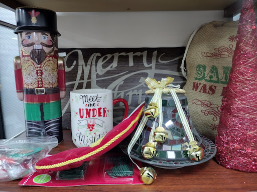 Non-Profit Organization «The Quinn House Thrift Store», reviews and photos