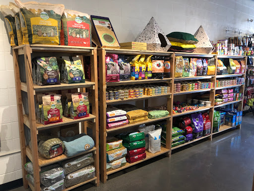 Pet Supply Store «Pet Project», reviews and photos, 548 S Spring St, Los Angeles, CA 90013, USA