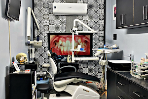 Ali Dentals image