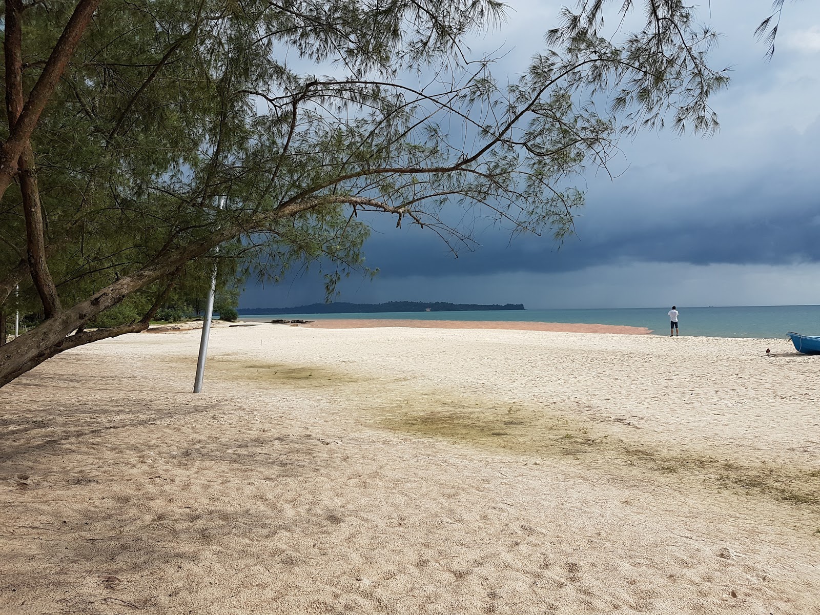 Foto de Koh Sampoch Beach com reto e longo