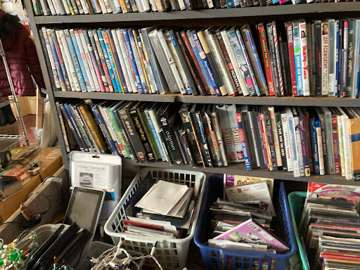 Thrift Store «Treasure Chest», reviews and photos, 634 W Tuscarawas Ave, Barberton, OH 44203, USA