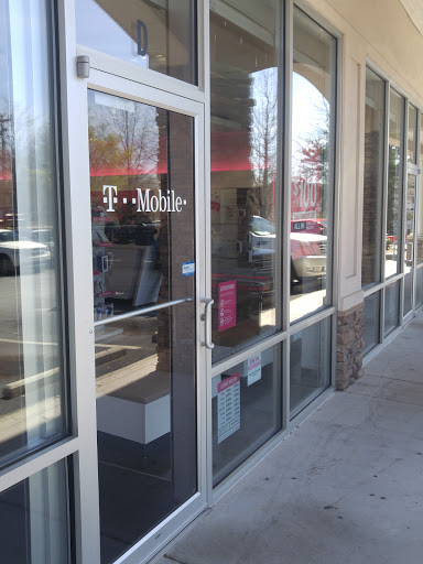 Cell Phone Store «T-Mobile», reviews and photos, 2050 Scenic Hwy N D, Snellville, GA 30078, USA