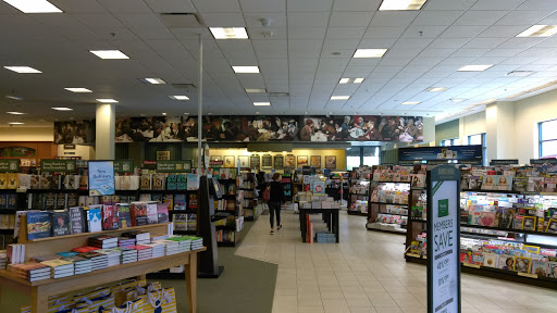Barnes & Noble image
