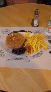 Cheeseburger du Restaurant turc Le Pera bastille à Paris - n°8