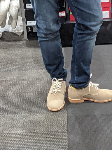 Shoe Store «DSW Designer Shoe Warehouse», reviews and photos, 10515 N Mopac Expy, Austin, TX 78759, USA