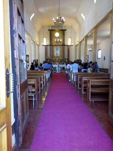 Opiniones de Parroquia Nuestra Señora De Guadalupe, Champa en Paine - Iglesia