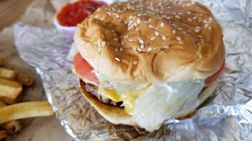 Shopping Mall «12th St Plaza», reviews and photos, 1275 US-1, Vero Beach, FL 32960, USA